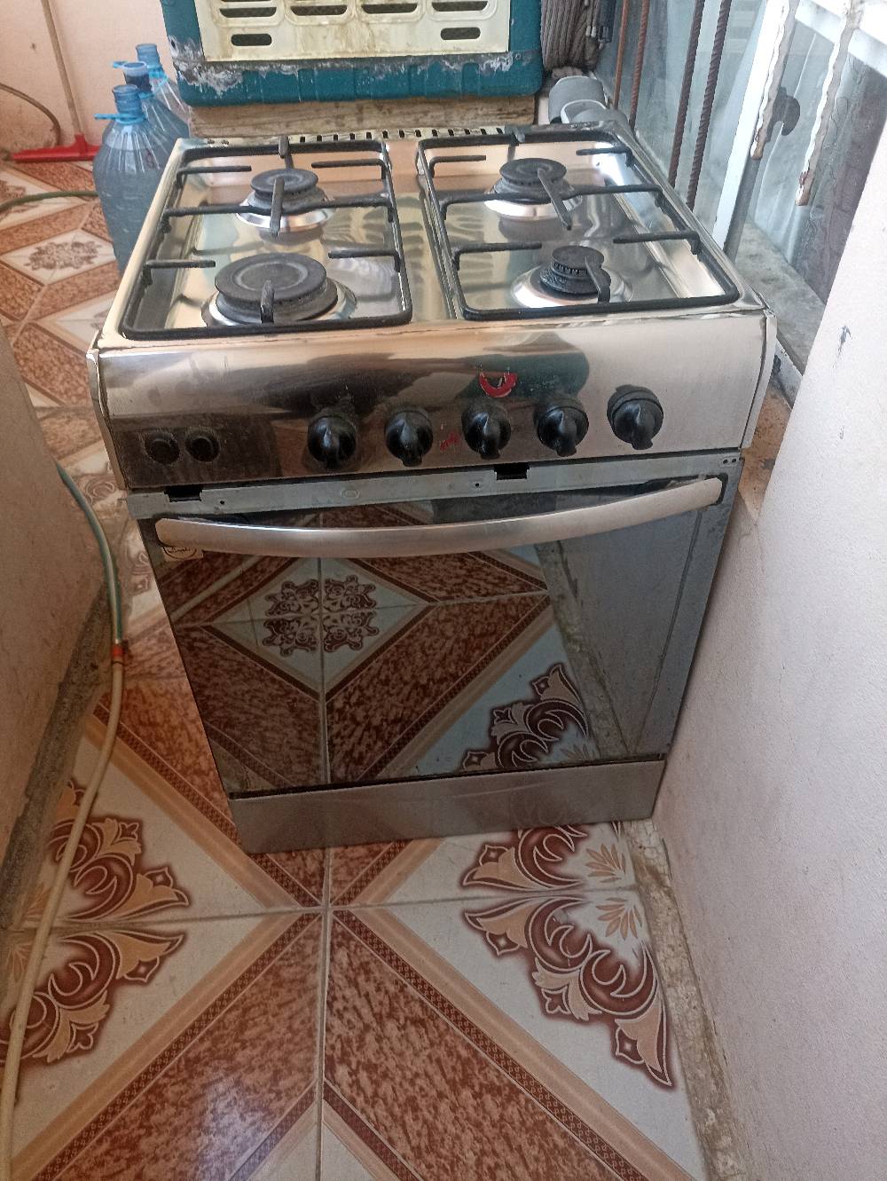 سلام عليكم طباخ البيع شغال شرط شغال سعر 65  صلي  مكان كركوك حي الواسطي رقم الهاتف‏‪***********‬‏