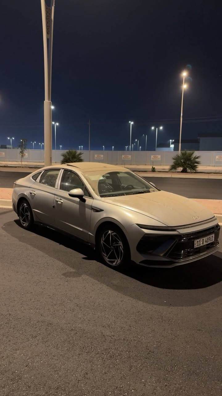 للبيــع سوناتا خليجي بانزين ماشيه 12الف سياره جديده كلش سياره كفاله عامه 
محجـــوزة للمصـــرف مال اقساط ستقطاع مباشر
رقم بغداد دولي (راعيه بصره )
السعر / خاص 
الهاتف/***********
سياره لونهه سلفرمات
