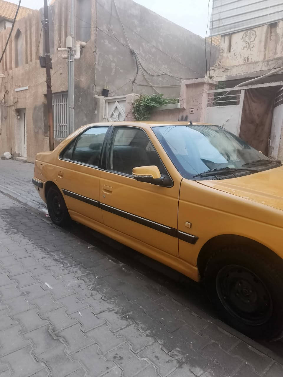 يالله بيجو بارص ٢٠١٥ كير ومكينه مكفولات السياره مكفوله من صبغ وتبديل وضربه سنويه لل٢٧ رقم بغداد غرامات مصفره تخم تاير تبريد ثلج راديتر جديده باتري جديد دينمو جديد مشط استيرن جديد صدر خلفي امامي السياره كل نقص مابيه وترايه ناعم كلش عنوان السياره كوت السعر ٣٨ وبيه مجال للتواصل ***********
