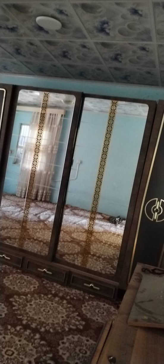 غرفه نوم ٨ قطع لوووك مع بوفيه مع ثلاجه   جلولاء مدخل سيطرت المعسكر هاتف *********** وات ساب متواجد ملاحضه علما نشتري مستعمل ونراوس كل شيء خناقين, ديالى
