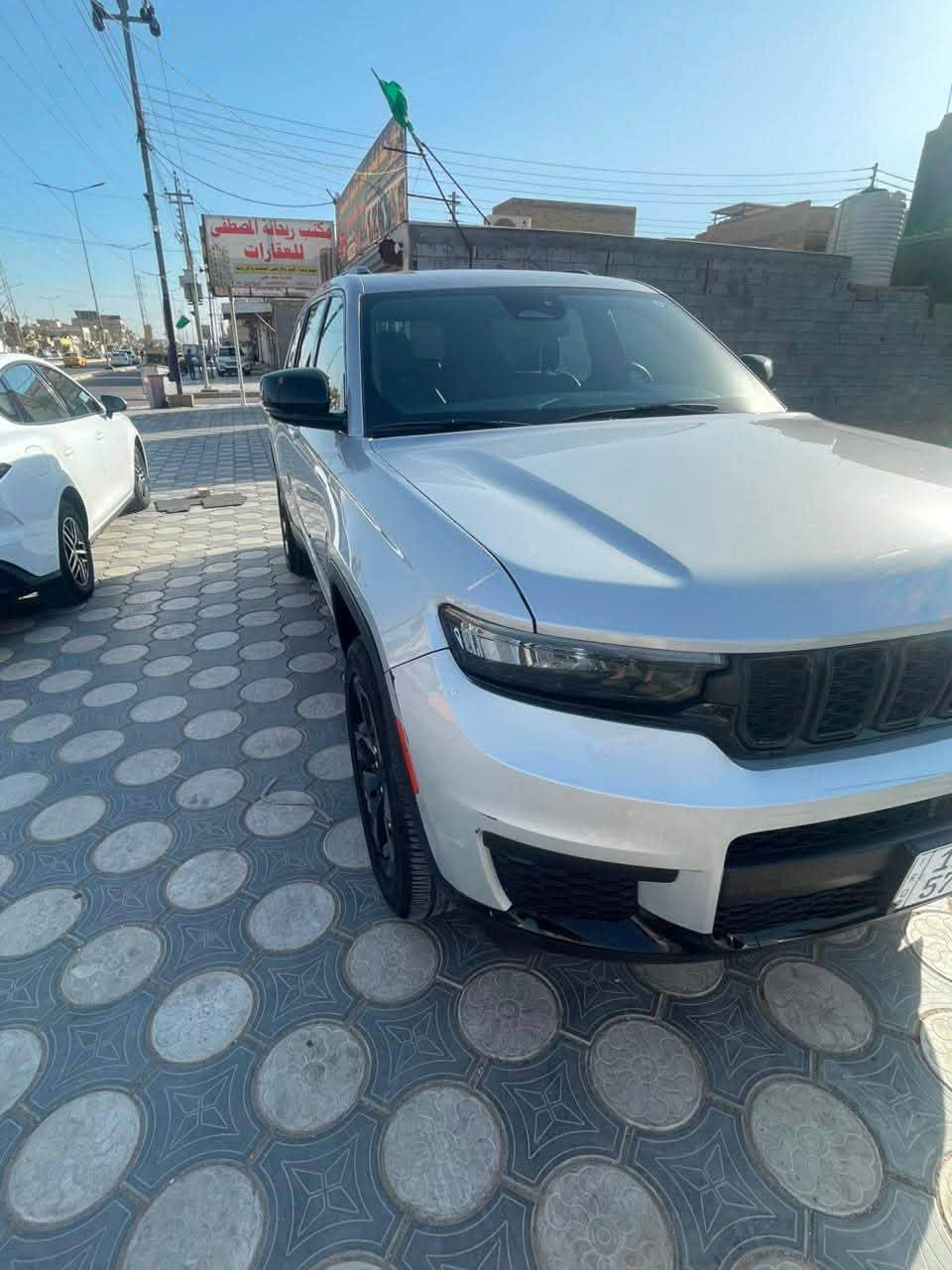 السلام عليكم
السعر 285 وبيها مجال قليل 

للبيع فقط للبيع فقط  

جيب كرانـد شيروكي  2023

حجم المكينة :  3600V

ماشية : 30 الف ميل   

اللون ( سلفر  )

الضرر:  تبديل جاملغ امامي نفس الون لايوجد صبغ في سياره 

#مواصفاتها
1. شاشه
2. بصمة
3. تشغيل عن بعد 
5. كشنات جلد
6. كشن السايق ميموري
8. صندوق كهرباء
9. حساسات خلفية
10. قطع تبريد
11.  اشاير بالمري
12. رادار أمامي
13. رادارات 360
14. ثلاث وضعيات قيادة
16. كير ماوس
17. نظام منحدرات
18. هيتـرات بالكشنات
20. لايتات لد 
23. بصمة أبواب 
جاهزه مرقم بغداد حره 

المكان :ميسان العماره 
للاستفسار والاتصال 

***********/ واتساب 

‭***********‬ / اتصال
