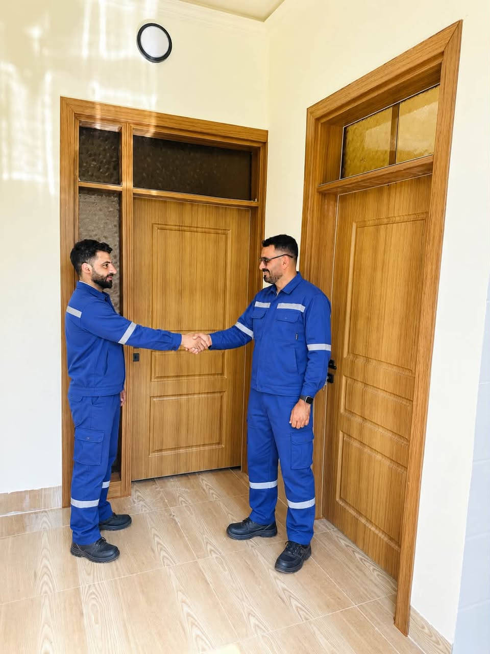 شركة الشروق للبلاستك والمنيوم
✨ شركة الشروق للألمنيوم والبلاستك ✨

🏠 الجودة • الأناقة • أفضل الأسعار

🔹 أبواب PVC
🔹 شبابيك PVC
🔹 أعمال الألمنيوم
🔹 تنفيذ وتصاميم عصرية تناسب كل بيت ومشروع

💰 أنسب الأسعار تجدونها لدى شركة الشروق

📞 للاستفسار والطلب:
***********

📍 العنوان: أسديرة – أسديرة

👤 بإدارة: جلال البوعناد

⭐ شركة الشروق… جودة تليق ببيتك

نص مكتوب في الصور:
- HONOR X9b
- 108MP Ultra-Sensing Camera
- ١٢:٠٤ ٣١/٠٨/٢٠٢٦
