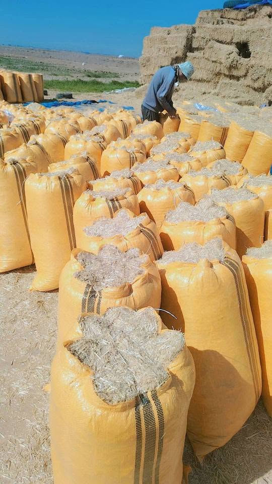 يتوفر نخاله بيضه وخشنه خفيفه سعر الطن 370
يتوفر سحاله ايرانيه سعر الطن 390
يتوفر لدينا تبن سعر الكيس الواحد 2000 دينار عمارة, ميسان

