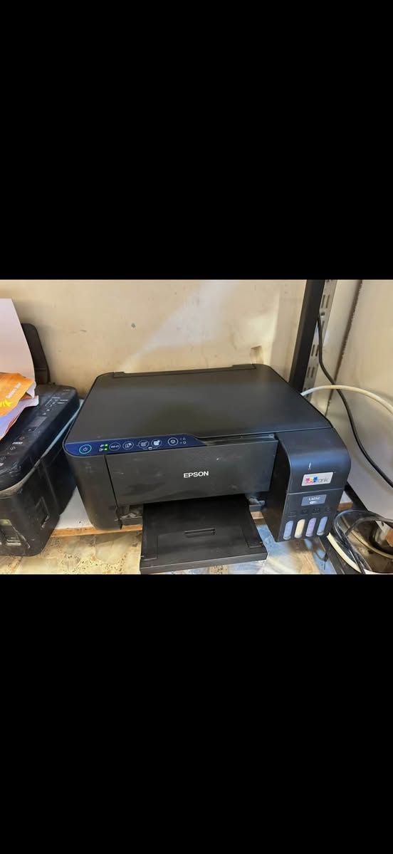 مكبس ظهر طباعة كفرات اندرويد وايفون
مكبس 360 درجة 
طابعة ابسون 
مع كفرات عدد 25 
ورق طابعة
مكاني بغداد السيديه 
***********
