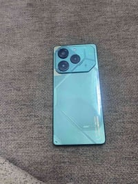 تكنو بوفا 6 برو 5G • ٢٥٦/١٢ رام • بطارية ٦٠٠٠