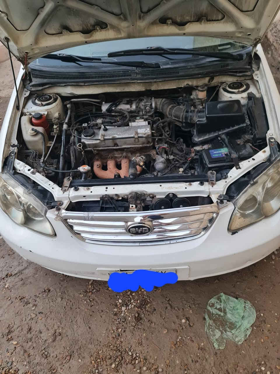 السيارة لبيع BYD اف ٣ موديل ٢٠١٣ رقم واسط باسمي تحويل مشروع وطني كير اوتو نظيفه تبريد شغال محرك خير من الله السيارة موجودة بغداد سعره ٥٣ قفل الهاتف ***********
