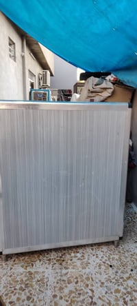 ميز محل • للبيع • حي المثنى