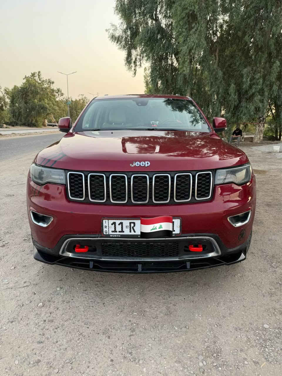 ‏*jeep Grand Cherokee
* جيب شيروكي  للبيع لمتد خليجي رقم بغداد خصوصي
*موديل 2014  خليجي 6V سلندر
* فول 1/1 لمتدد
*لونها احمر صدفي مميز 
*كير طيارة 
*ا 4x4 
* تبريد ثلج 3 قطع 
*تشغيل عن بعد
*كشنات كهرباء +تدفئه  +خرن ميموري +تدفئة بلسترين
*بانوراما 
*شفتات بلمقود سبورت 
*تدفئة بلمرايات الجانبية
*انارة ترحيب بلمرايات الجانبية
‏*cd وسطي
*شاشة كبيرة
*داخل بيجي
*حساسات خلفي
*صندوك كهرباء
*السيارة ماشيه 122 الف 
*بيها كلير جاملغ ايمن  وبنيد وجاملغ ايسر مبدل بدون دواخل 
مكان السياره بابل الاسكندرية 
***********
السعر 185$ الاسكندرية, مصر
