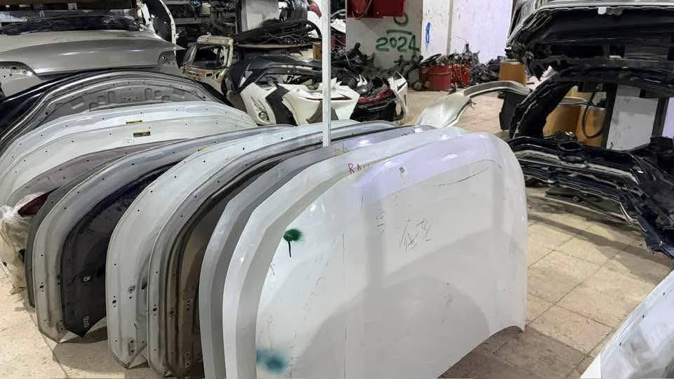 تعلن شركه بوابه الخليج 
عن وصول مواد جديده وتفصيخ
لجميع سيارات اليابانيه الحديثه 
***********
بغداد
