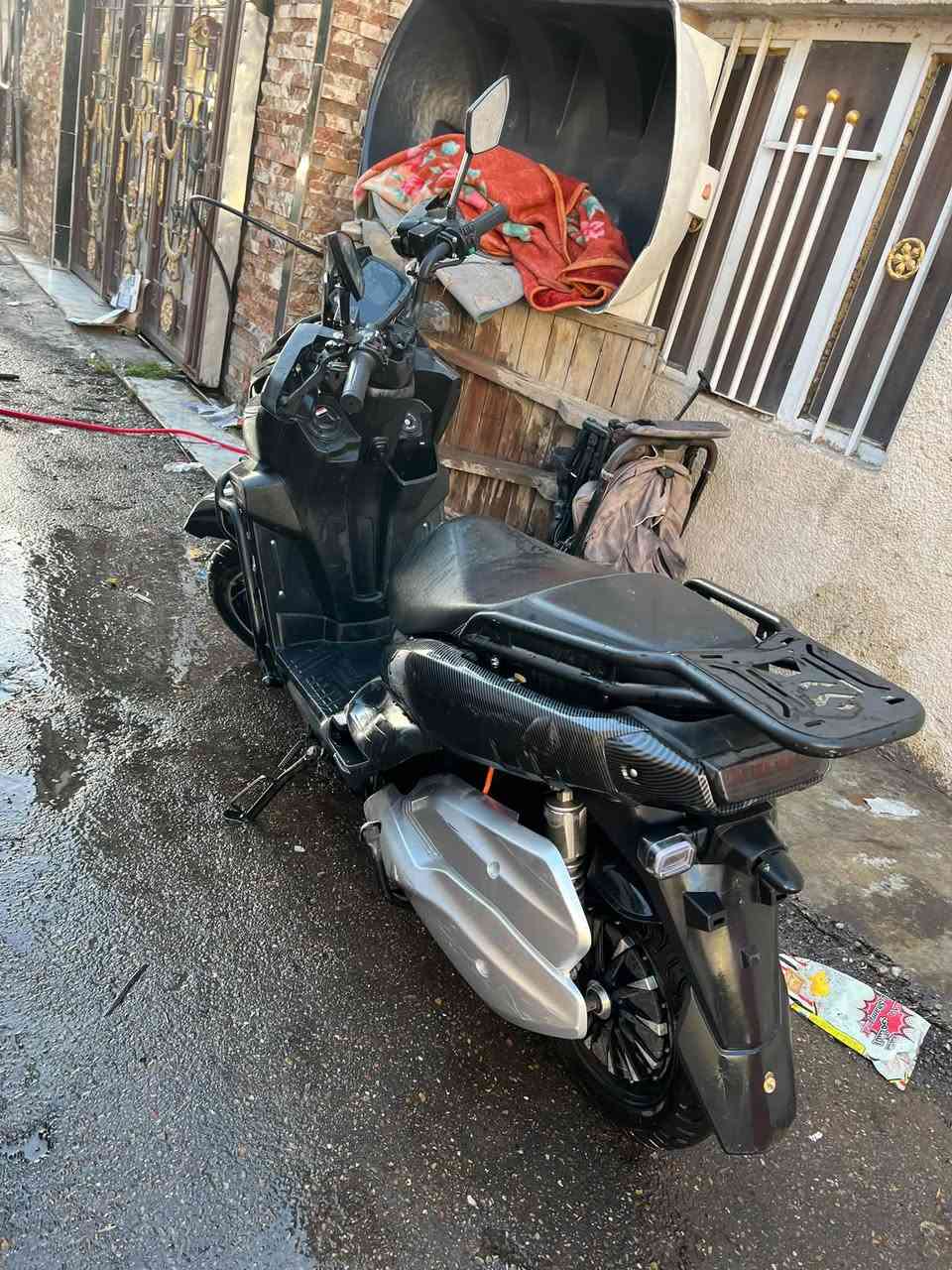 سلام عليكم دراجة أباجي شحن سكني جبلي
بيهة شخوط قليل من جهة اليسار. الدراجة نظيفة كهربائيات كاملة بطاليات جدد ممبدل 
ونقص يدة بريك اممي فقط  1700 
وبيها مجال للطيبين مكاني الكاظمية 

الرقم ***********.  
المايسترو لا يراسل
