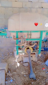 للبيع • تفاصيل ناقصة • مركبة