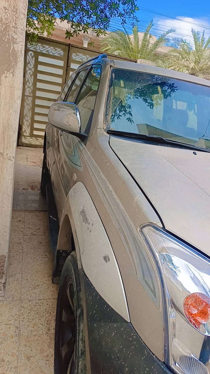 السلام عليكم برادو 2005 VX  مكينه سته سلندر دبل تانكي  سبير تعليك  للبيع  سياره مال تعمير سياره بيه صوت بالمكينه ابيع كايمه  سياره خليجه وتوني ذابله دعاميات ونفخات ولايتات وبكلايتات جدد وتبريده ثلج سياره رقم اربيل 
السعر , 75وبيه مجال وجماعت 60 عبر المنشور لان مابيع 
***********
