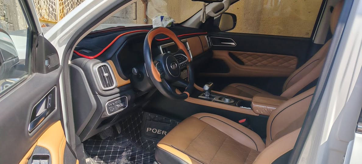 السلام عليكم ورحمة الله وبركاته ..... كريت وول باور 2023 بانزين محرك 2000 دفع رباعي 4×4 للبيع رقم بغداد بأسمي فول مواصفات فتحه سقف تدفئه كشنات اماميه و مقود مثبت سرعه 3 وضعيات وتثبيت مسار ومانع تصادم و رادر امامي رؤيه 360° والكثير من المواصفات السياره بعدها بالضمان والكفاله وملتزم بالصيانه مع شركه هافال السياره مكفوله عدا دحكات مبينه بالصور وكذلك الباب الخلفي بيه ضربه بسيطه مصلحه والفيديو موجود مال الضربة قبل ان اصلحها للاستفسار والمزيد من المعلومات الاتصال على الرقم *********** متوفر واتساب وبالنسبه للسعر 180 ورقة وان شاء الله بيها مجال مكان السيارة بالبصرة

