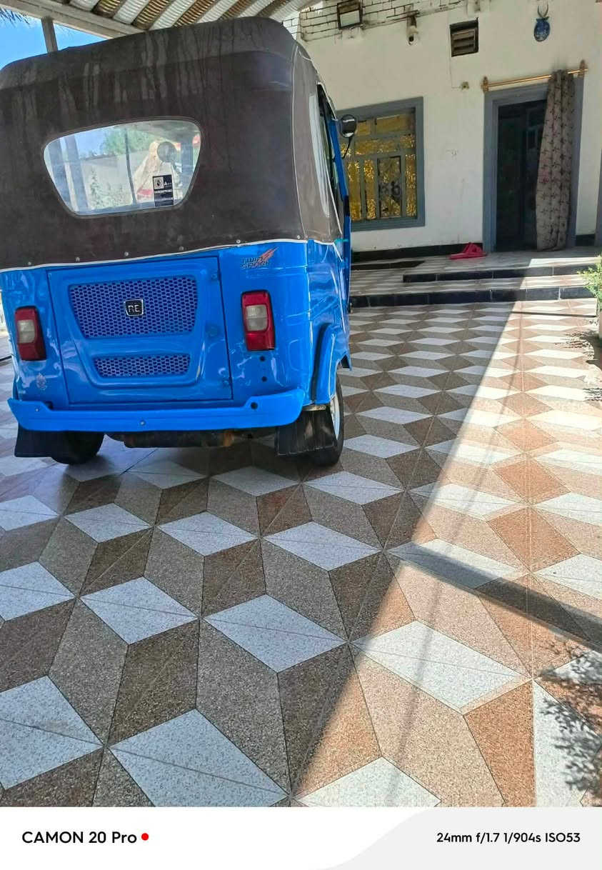 سلام عليكم تكتك للبيع مديل. ٢٢  شهر ١٢ مضللع متكتك كفاله كشر مكينه مفتوحه شركه الشراي يتصل ***********
