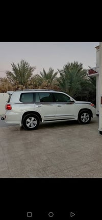 لاندكروز ٢٠١٤ فطيم فول مواصفات رقم بغداد مميز ماشيه ١٧٠ك محرك 6سلندر ٤...