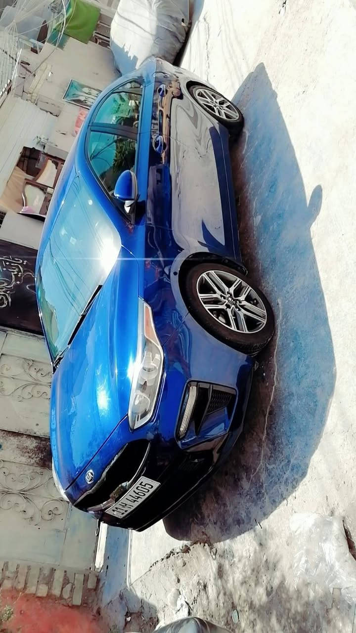 سياره فورتي 2019 وارد أمريكي حادث جاملغ خلفي الجاملغ البي الحادث بي جراد قليل العنوان حي اور قرب علوى البيض السعر 120 بيهه مجال  رقم الهاتف ***********
