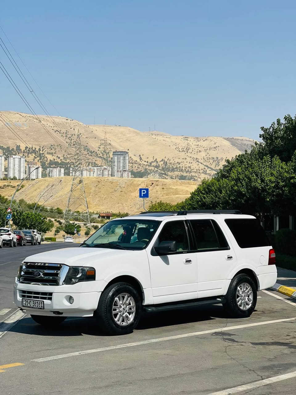 ***********
***********

فۆرد ئێکسپدەیشن 2013 
مواسەفات XLT فول - سڵاید -کوشن کارەبا 
ناوزەرد - 4X4 - تەبرید مەرکەزی -سێ ریز کوشن 
ئاوێنە کارەبا و هیتەر -پایدەر کارەبا -شاشە و کامێرا 
توڵی سەقف سێ پارچە - لایت عەدەسە و زینۆن
سەیارەکە زۆر پاک و بێ مەسرەفە سەیارەی خۆمانە تەنها دوو دەستی کردووە هەردوو سویچی شەریکەی لەگەڵ ماوە سپێری دانەبەزیوە کامل سێرڤسی کراوە و لە هیچی نەقس نیە زۆر بە پاکی راگیراوە و خزمەت کراوە هەمووی گیانی تازەیە بە نسبەت بۆیاخ 
تەنها پارچە و نیوێکی لەسەر شوخت بۆیاخە
 بێ ناوگرت دەرگای دوای سایەق لەگەل دەرگای دوای سەکن نیوەی سەنەوی و هەزەی تازەیە  پاتری و رۆن و بانس هایدرۆلیکی گێر و فیت پەمپ و نۆزلی تازە گۆراوە کامل بە مەعنای کەلیمە سیرڤسمان کردوە 
نرخی ١٤٢ گەڵا
لە سلێمانیم 
***********
*********** السليمانية, العراق
