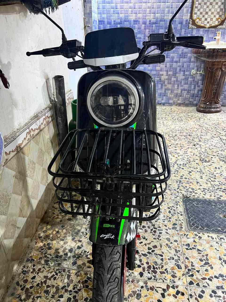 دارجه R11 للبيع كلشي شغال بيها العنوان بصرة اول لاين. السعر 550 واتساب ***********
