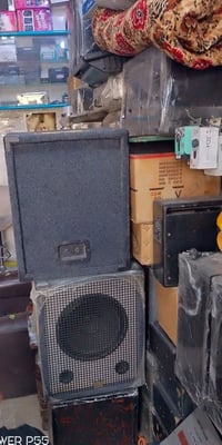 سماعات اخو جديد ستعمال قليل زوج وحده من عدهن يردلهه كبس بدون جهاز فقط ...
