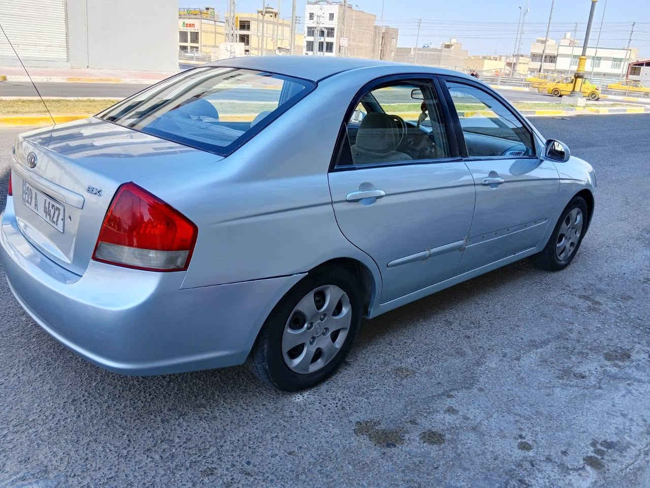 سلام عليكم سياره نوع سبكترا موديل 2007كفاله كير مكينه حداديه تخم تاير تبريد تدفىه تبريد ثلج بيه صبغ حزام جراد فقط لاغير بسمي تحويل مباشر العنوان كربلاء السعر 68وبيه مجال شي بسيط الهاتف ***********
