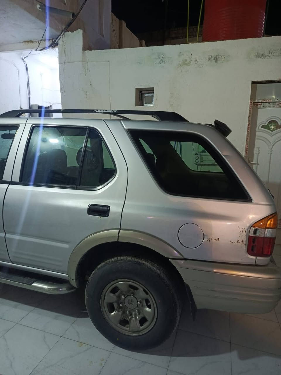 للبيع ازوزه راديو ياباني موديل 2001 المكان الغراف
السعر 30وبيه مجال ***********
