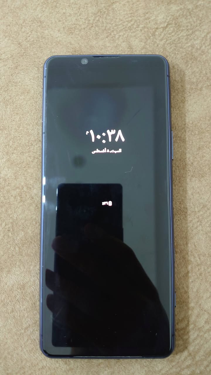 Sony 5 Mark 2
معالج سناب دراغون 865 
شاشة اموليد 120 هيرتز بصمة جانبية
الجهاز نظيف ما بيه اي مشكلة ما مفتوح شرط
السعر 170 الف وبيه مجال بسيط 
المكان موصل 
للاستفسار خاص او الاتصال على الرقم ***********
