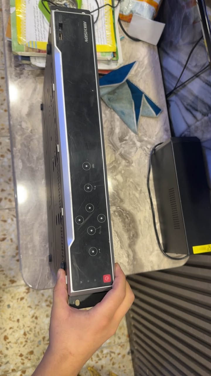 مسجل DVR • كاميرات مراقبة • نضيف