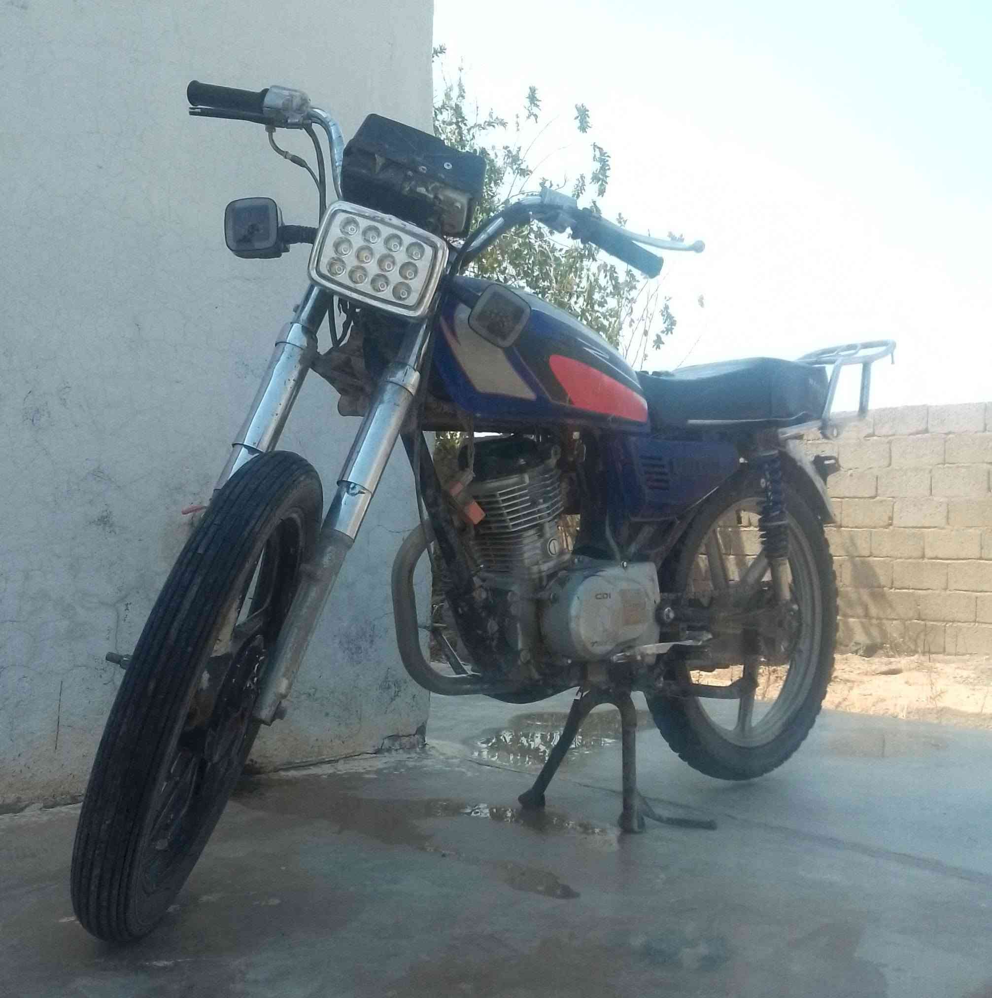 موطور 4كير للبيع سعر 200 بي مجال (***********)
