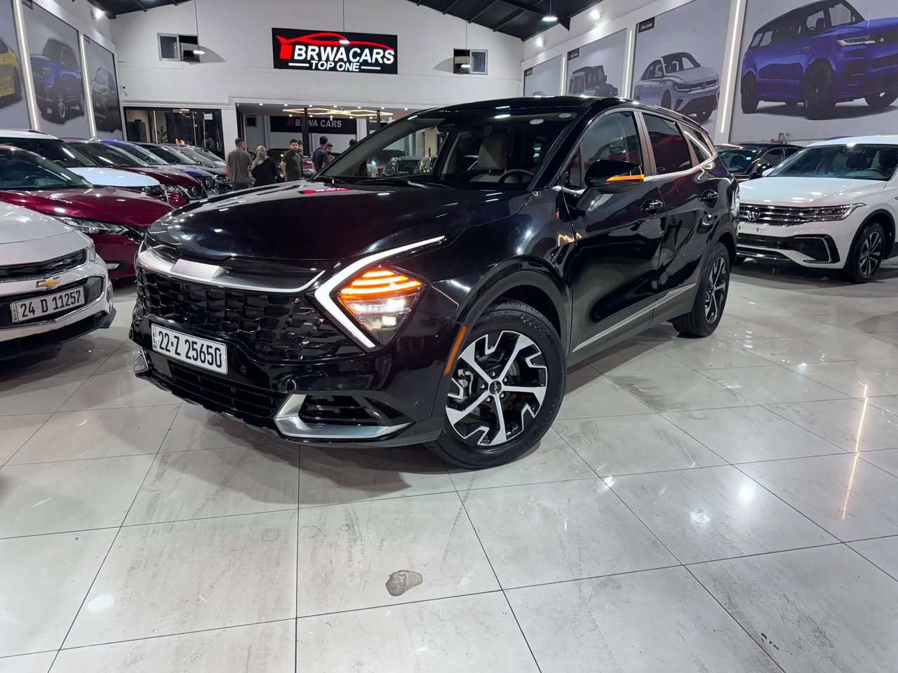 Kia sportage 2025
للاقساط🔥مقدمة(شدة)
***********
***********

مواصفات فوول EX عدا بنوراما
ماشية فقط ٧ الاف مايل
بصمة
تشغيل عن بعد
داخل احمر
كراسي جلد،كهرباء،هيتر
كيج الكتروني
شاشة طويل
رادارات ٣٦٠ درجة
وياله ١٩
محرك ٢،٥ تنفس طبيعي
ضرر❌٤-٥ قطع و ربغ قمارة صبغ
بدون دواخل 
أرباك سستم 💯١💯
مرقمة اربيل تحويل او الوكالة نفس اليوم 
موجودة 📍اربيل معرض S.B cars 🚘 

***********
***********

ملاحظة ❌عدنا خدمة اقساط اذا مقدمة (١٠،٠٠٠$)شدة
