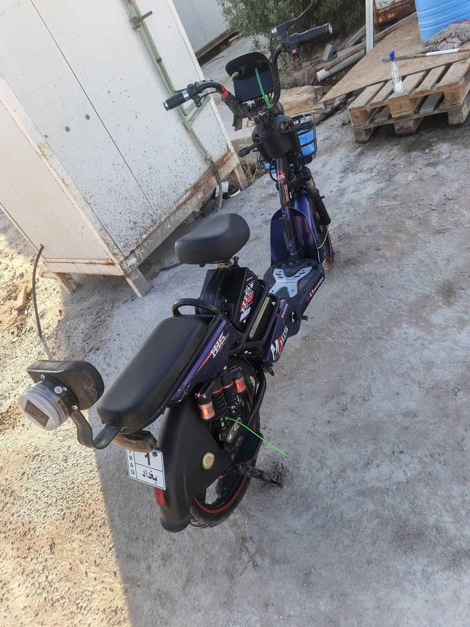 سلام عليكم اراجع للبيع موديل 24 سعر 350 وبيها مجال بطاريات قبل اسبوع شادهن مكانيه ابو غريب***********
