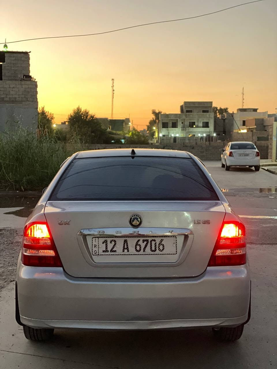 سي كي لبيع موديل 
٢٠٠٩
رقم نينوئ  رقم جديد سنويه الى، ٢٠٣١
تبريد ثلج طخم جديد 
السيارة مضبوغ حزام جماليه
السيارة بسمي شرط التحويل 
السيارة بل حقيه احلى من الصور 
السعر ٤٣ورقه  
لو بيجال شويه
التوصل عل رقم 
***********
