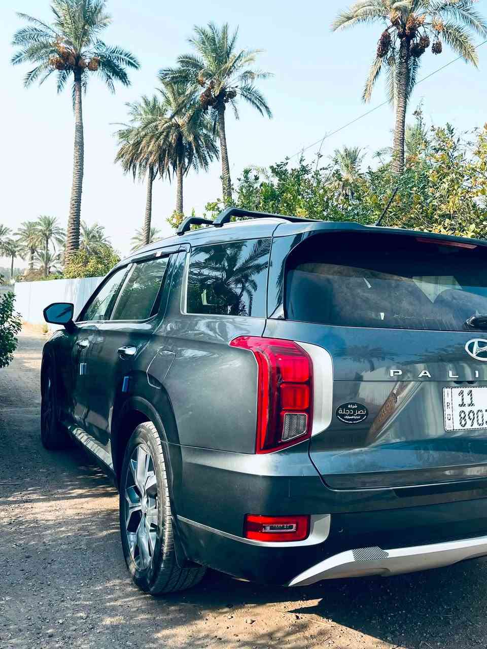 السلام عليكم 
(للبيع)
Hyundai palisade sel 2021 
حادث مرفق بالمنشور
فئة sel
مواصفات السيارة 
v6 3.8 gdi 
گير 8 سرعة 
ويل حجم 20 

فتحة سلايد روف 
رادار محيطي حول السيارة 
تحديد مسار +قيادة ذاتية 

توقف ذاتي
بصمة تشغيل عن بعد 

إشارة ترحيب عند بعد
مقاعد vip جنطة كهربائي 

زر تحكم خفض ورفع مستوى الإضاءة داخل السيارة 
ماشية 61 الف كيلو حقيقي (قابل للزيادة )

باقي المواصفات معروفة.
للاستفسار ***********
