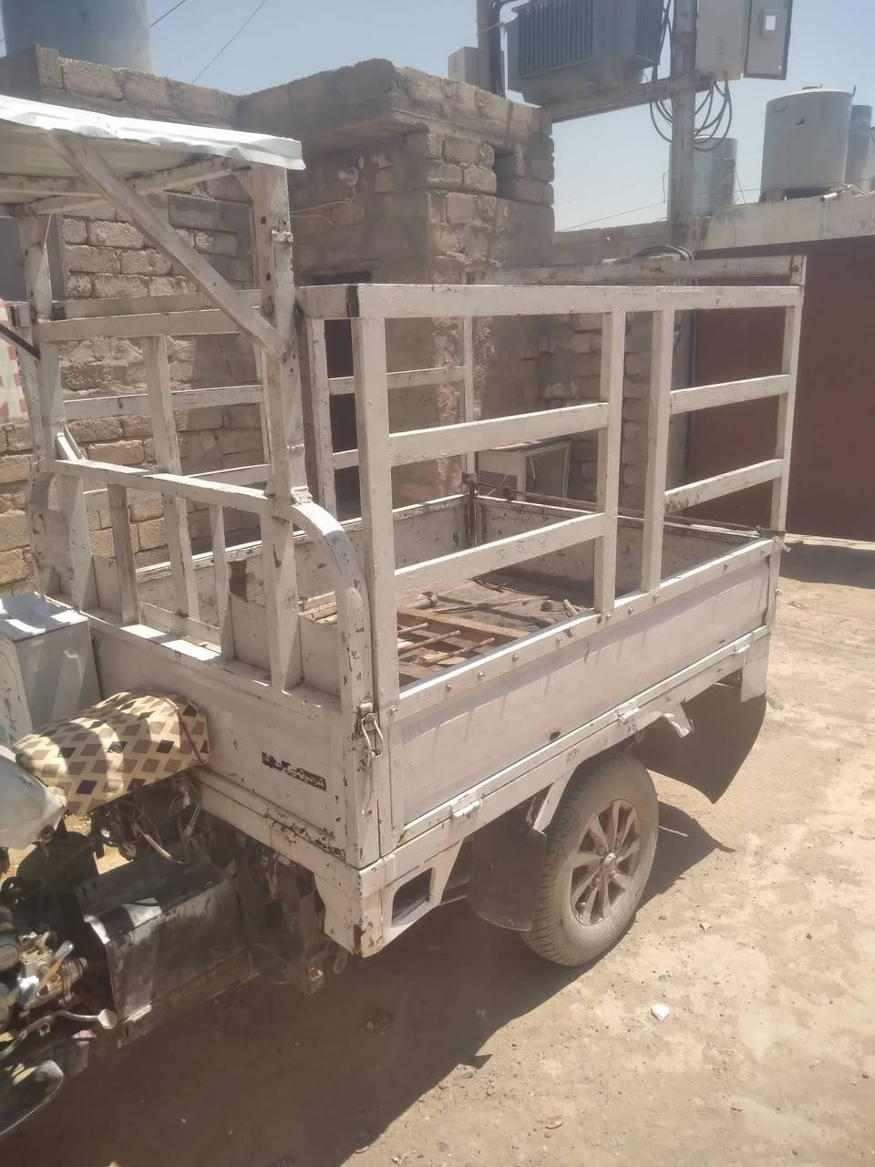 سلام عليكم موجود ستوته البيع قضاء بيجي السعر 700وبيه مجال الشراي يتصل علا الرقم ما متواجد فيس ***********
