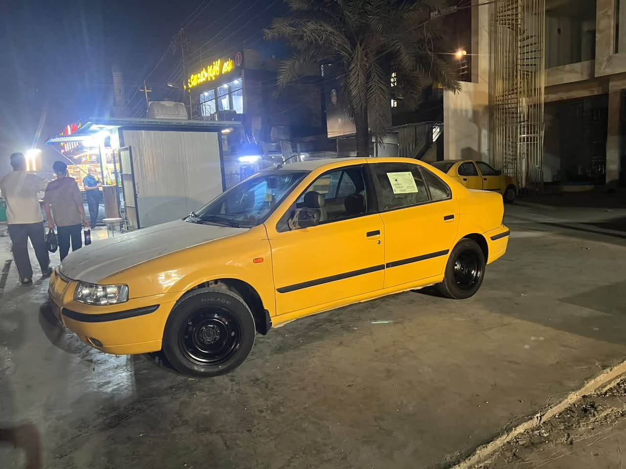 للبيع سمند موديل 12 كير ومكينه وتبريد مكفولات دوشمه سياره نظيفه كبل لشارع بيها صبغ فقط الجاملقات الاماميه ثنينهن فقط  بسمي تحويل ثاني يوم مكاني بغداد حي النصر *********** ب35
