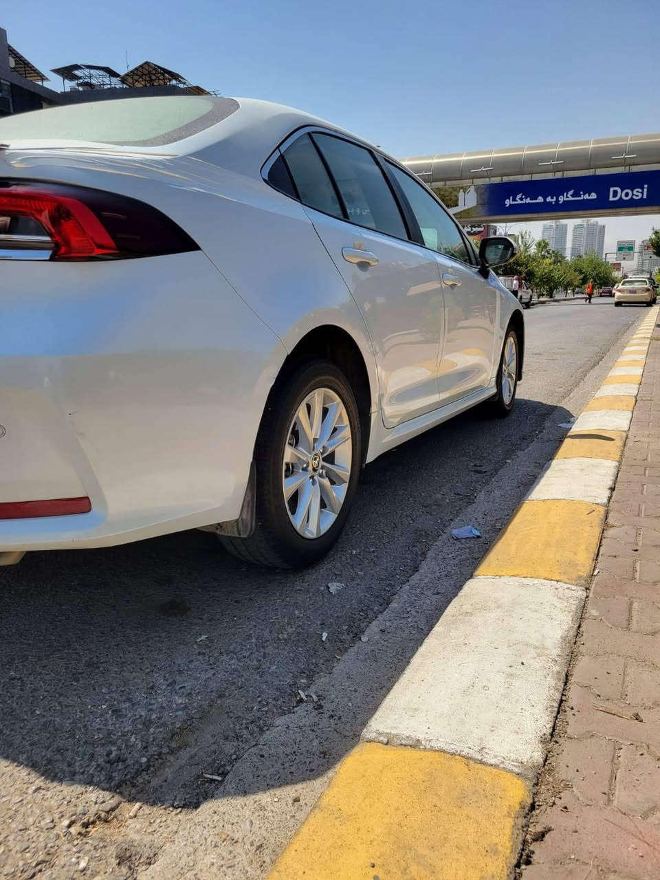سلام عليكم
للبيع Toyota Corolla🔥🔥🔥
تويوتا كورلا 2024 شركة جيهان
ماشية  78 ألف 
رقم سليمانية
٦ قطع مصبوغ 
السعر 148 بيها مجال
للاستفسار
***********
مكان سيارة سليمانية كركوك, العراق
