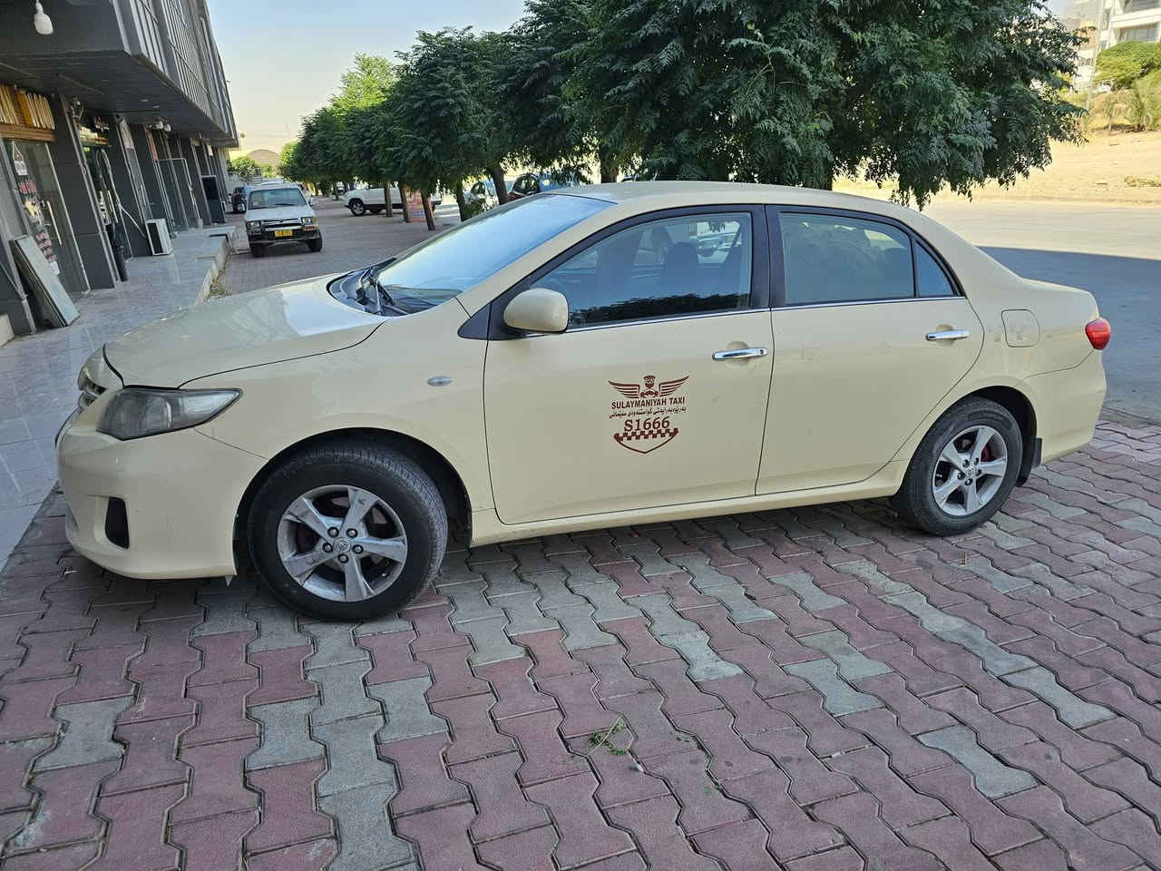 بۆفرۆشتن ٢٠١٣ ڕەقەم سلێمانی بەس سەر لایتی دواوە بستێ بۆیاخە سەرسنوقیش بەبیلاد گۆڕیومە١٣٧وەرەقە ***********
