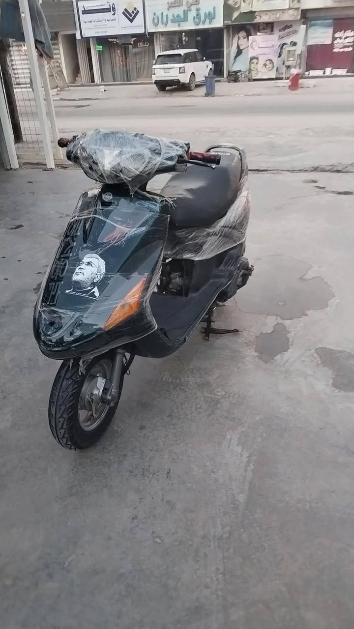 السلام عليكم
دراجه🏍️  فراشه فحل نضيفه جداََ✨ كامله من كلشي محرك كهربائيات بس اشاير لايت الأمامي عدسه أبيض وشم
البك لايت أحمر الدراجه بكل وكت سلف هندر ماتذب عليها ربع مكان الدراجه حله المركز رايدها 450الف وبيها مجال🌐 *********** والله تسوه أكثر بس لان مستعجل على بيعها
