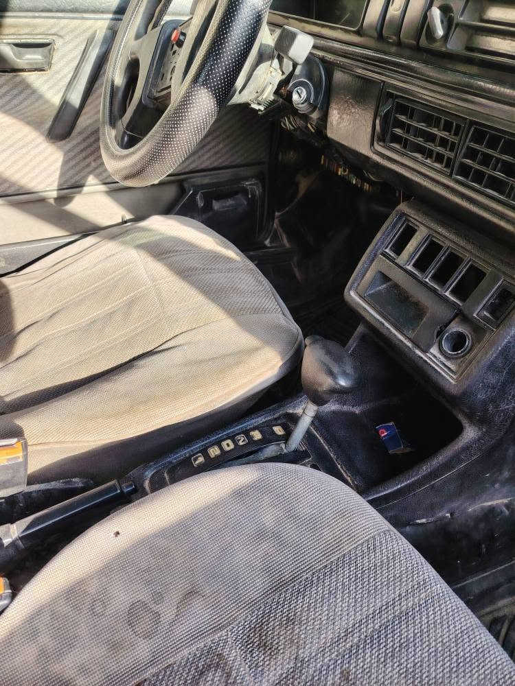 جيتا ٩٢ كير اوتو محرك اسود مابيها ظربه قويه فقط يحتاج صبغ سعر ١٩ للتواصل *********** كركوك, العراق
