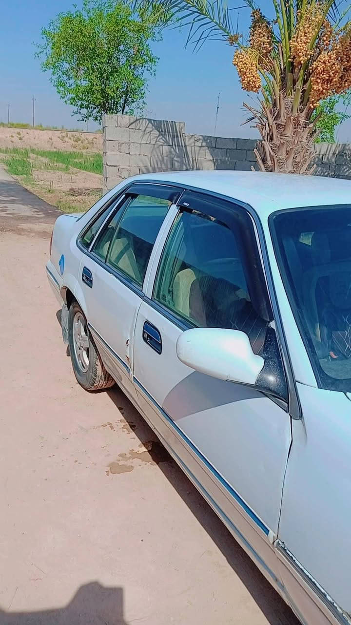 يالله السلام عليكم
برنس فراشة موديل96
مكينة وكير حلوات
هزه جديده 
جام كهربائي
سنتر لوك 
رقم انكليزي بغداد باسمي
تحويل ثاني يوم
باتري جديد
كهربائيات كلها شغاله
السيارة نظيفة وحلوه ماعده طخه بسيطه بالباب الخلفي
مكان السيارة بغداد طريقة بعقوبه القديم الشاعورة قرب مدرسة الزهور الابتدائية
رقم صاحب السيارة ***********
السعر 35 وبيها مجال بسيط
