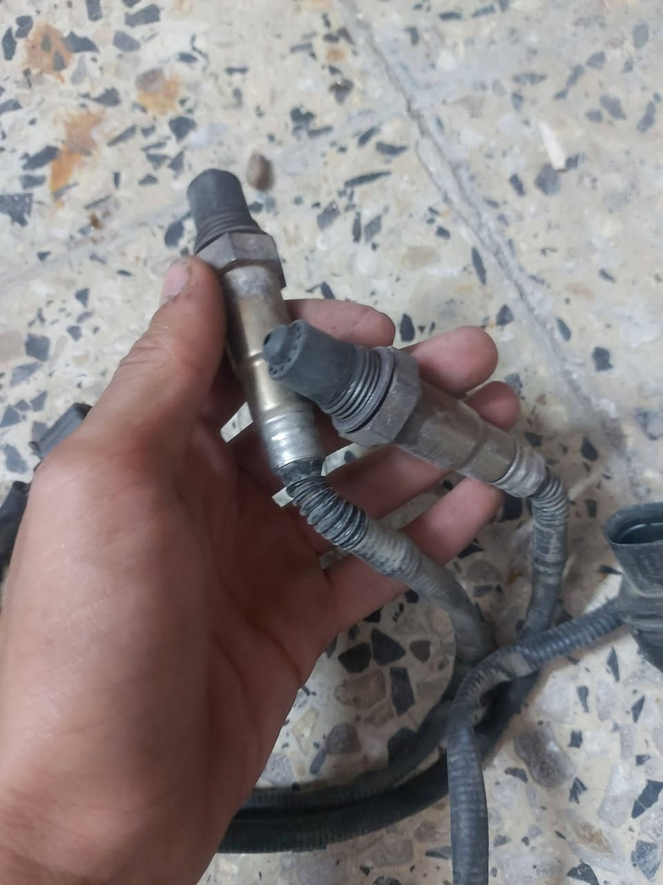 سلام عليكم جماعت مرسيدس اس 500/اس 350 نوزلات هيه مصطره كامله وحساس صالنصه قبق جويتر الله شاهد كله نضيف ما مستعمل نضافه شوفهه عينك مكاني بغداد رحمانيه جعفير رقمي *********** قيم واخذ
