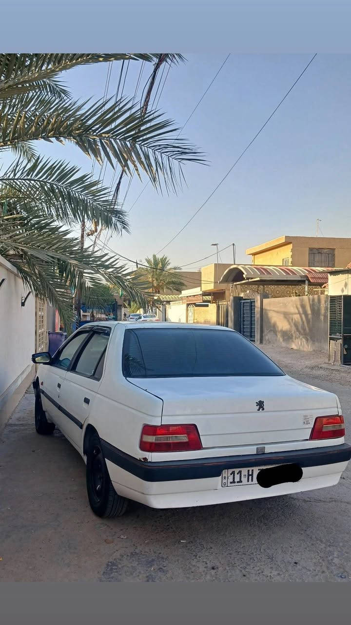 سلام عليكم بيجو 2009 سياره شوفت عينكم رقم دولي بغداد تخم تايرات باتري جديد تبريد ثلج مكينه وكير مكفولات وحداديه بيها نقص بس شمعات  كهربائياتها كلها شغاله السعر 40 وبيها مجال مكاني بغداد البياع وهاذا رقمي ***********
