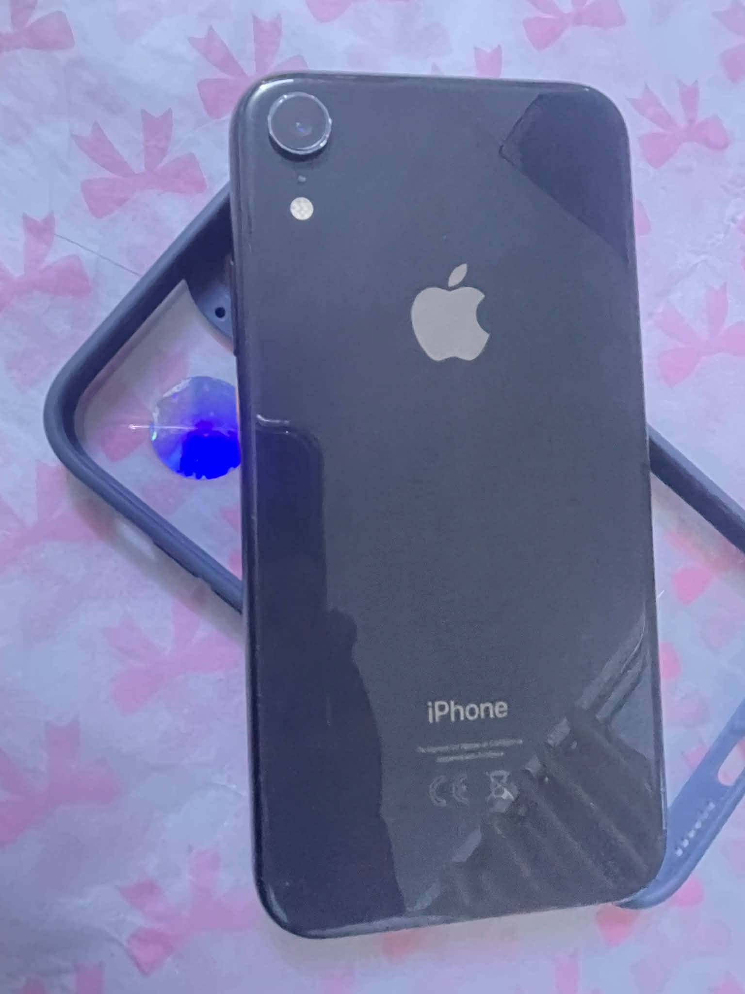 ايفون XR ٦٤ • بطارية ٨١٪ • بصمه معطلة