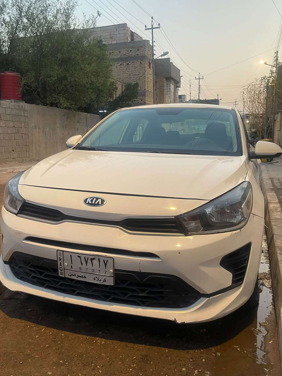 معوقين بنيه من كربلاء تسوي وكاله عامه او خاصه باقي سنه تصير حره
وارد امريكي ضربه مو بچمً باب سايق وباب ورا وناشرهه وي الصور
وبيها بارد مدكر ثاني 
حداديه كلشش تمام
ادامه
تبريد بلاد مال شركه مال ملعوب بي ابد وتبريد محترم 
گير مكينه مكفولات 
مكينه ١٦٠٠ دوش وناعمه
والسياره كلش حلوه وخفيفه بالسياقه 
وأخذها اطلع بيها تراي وافحص السعر ٨٣ وبيها مجال 
***********
مكاني بصره /كوت الحجاج
