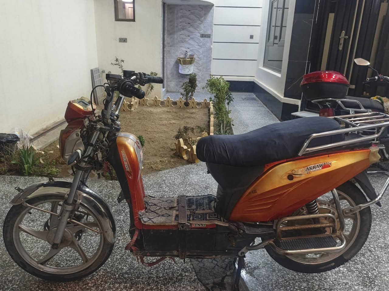 للبيع ماطور شحن كشر بدون بطاريات مثل ما موضح بصورة السعر 125 للاستفسار***********
