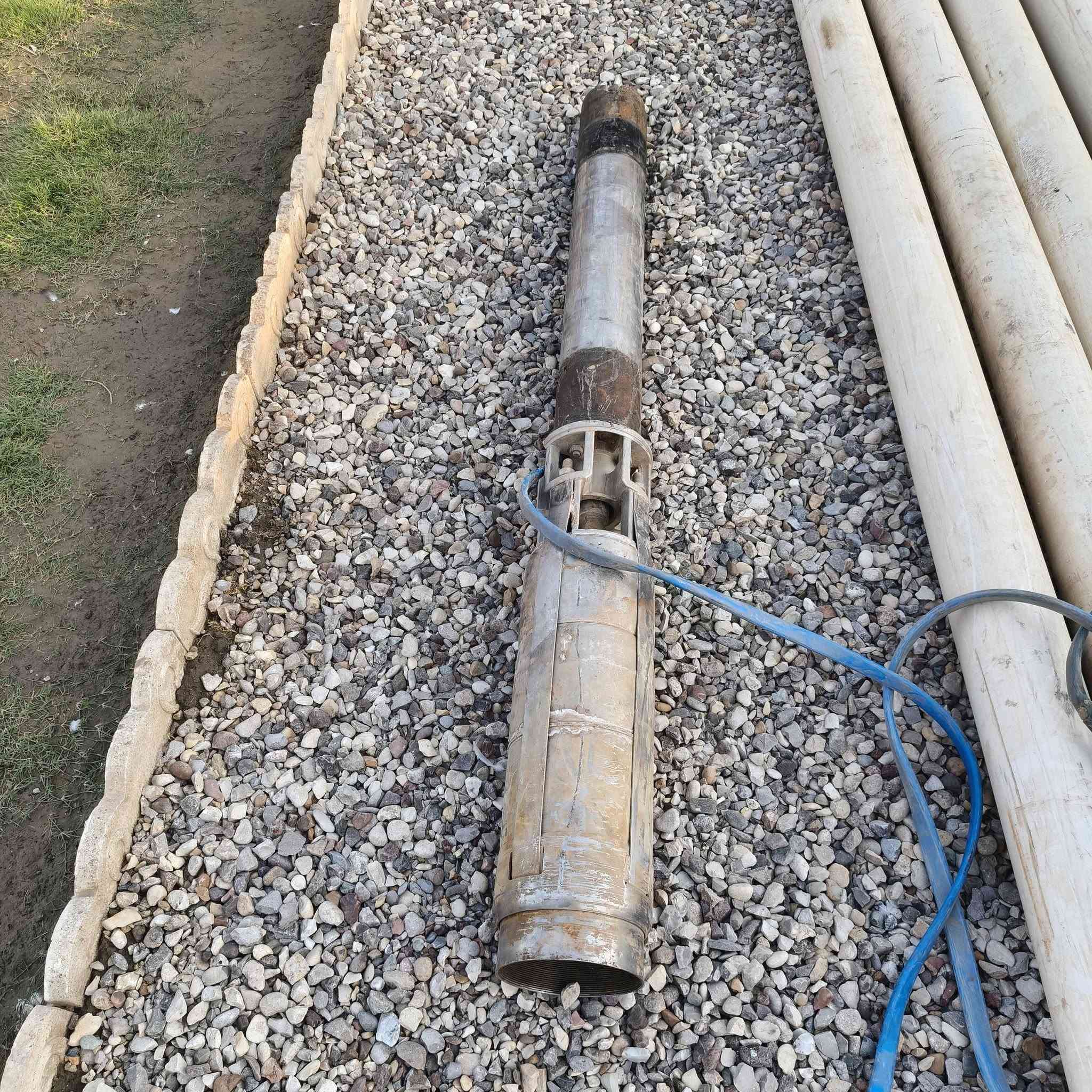 سلام عليكم غطاس هندي 30حصان  مع 42متر كيبل مع بوري ابو٥انج عدد10هذه رقمي ‏‪***********‬‏ افحص وشتري
