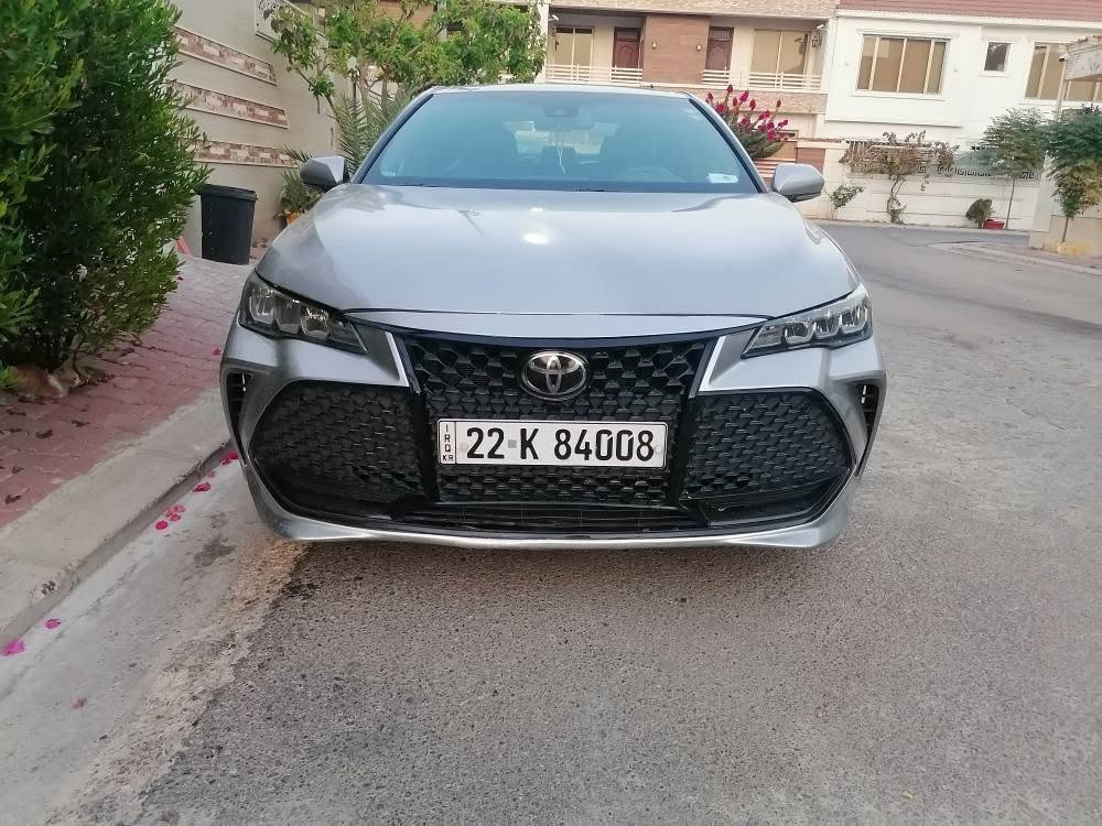 تويوتا افلون موديل 22 وارد امريكي  سياره  نصيف كلش من حيث كشر و حداديه وداخل بيها بس شبر صبغ  من جاملغ و ربع بنيد شويه داخل صور حادث مرفق بالمنشور وارباكات راجع سيستم بلادي  .. مكان اربيل   للااستفسار ***********    واتساب      .. سعر 210  ومواصفات :-
تويوتا أفالون 2022 فئة XLE  
أداء المحرك والميكانيكاي سعة المحرك: v6..3.5 لتر
فتحة سقف
رادارات 
رادار جوانب
كشنات جلد وتدفىه
كشنات كهرباي 
حساسات امامي   خلفي وجوانب
خاصيه ممشي ويا سيارة كدام
واير ليس جارج
تبريد مىكزي
سماعات جي بي ال 
شاشه الكترونيه
داخل ساج ملكي
تعذير  اصطام 
توقف ذاتي أربيل, العراق
