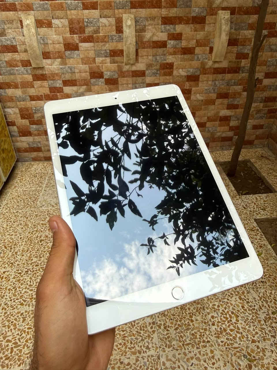 السعر 200 وبي مجال  
🔥 للبيع iPad Air8 🔥
ايباد ابل اير 8
✅ الذاكرة: 32GB
✅ النظافة: فول100/100
✅ البصمة: شغالة 100%
✅ الجهاز يعمل بكفاءة ولا توجد أي مشاكل.
✅ شرط الفحص قبل الاستلام لضمان حق المشتري.

📲 للتواصل واتساب:
***********
