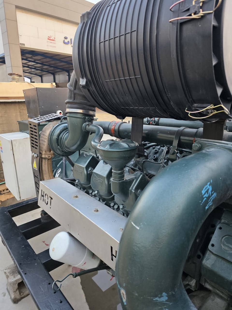سلام عليكم مولدات للبيع مامشتغل بل العراق
دوزان 8 سلندر سوبر عكس 400kva 

فالفو 120 250kva 

كمنز 102 150kva 

ساعات عمل قليله جدا 

العنوان اطراف بغداد جديد الشط 

رقم هاتف: ***********
