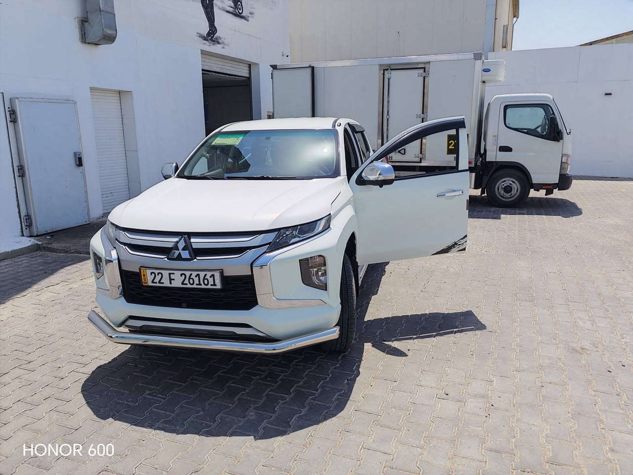 🚘 للبيع ميتسوبيشي L200 موديل 2023
🔹 4×4
🔹 بنزين 2.4
🔹 كير عادي
🔹 داخل أحمر
🔹 5 كامرات
🔹 ماشية 100 ألف كم
🔹 صبغ وكالة بالكامل
🔹 السيارة نظيفة جداً والشاصي وكالة

💰 السعر: 21,500 دولار قابل للتفاوض للجادين فقط

📍 الموقع: بغداد

للاستفسار والتفاصيل مراسلة خاص.🚘 للبيع ميتسوبيشي L200 موديل 2023

🔹 4×4
🔹 بنزين 2.4
🔹 كير عادي
🔹 داخل أحمر
🔹 5 كامرات
🔹 ماشية 100 ألف كم
🔹 صبغ وكالة بالكامل
🔹 السيارة نظيفة جداً 

📍 الموقع: بغداد

للاستفسار والتفاصيل مراسلة خاص.***********
