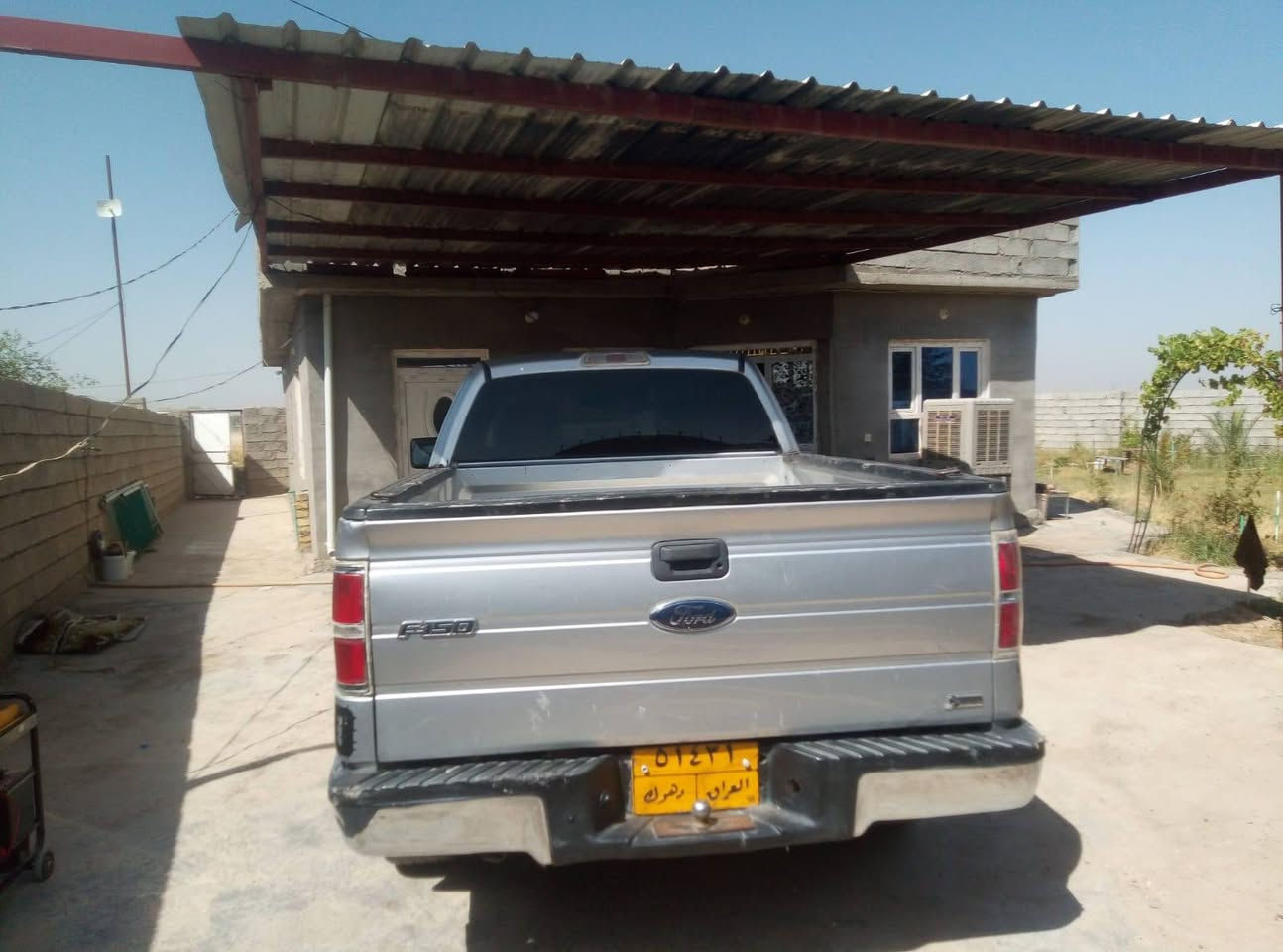 سلام عليكم فورد F150للبيع سعر 120لو للمراوس بنيفاره اوتو بلادي بغداد ***********
